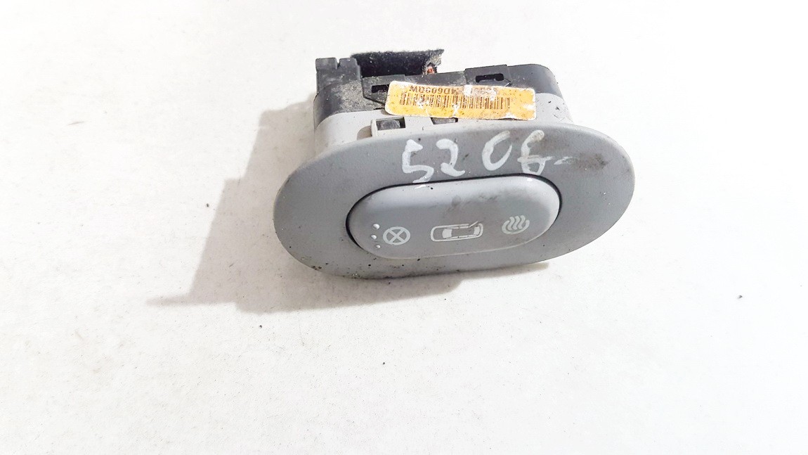 202004533 used Fuel Cap Switch (Gas Fuel Door Switch Button) Kia