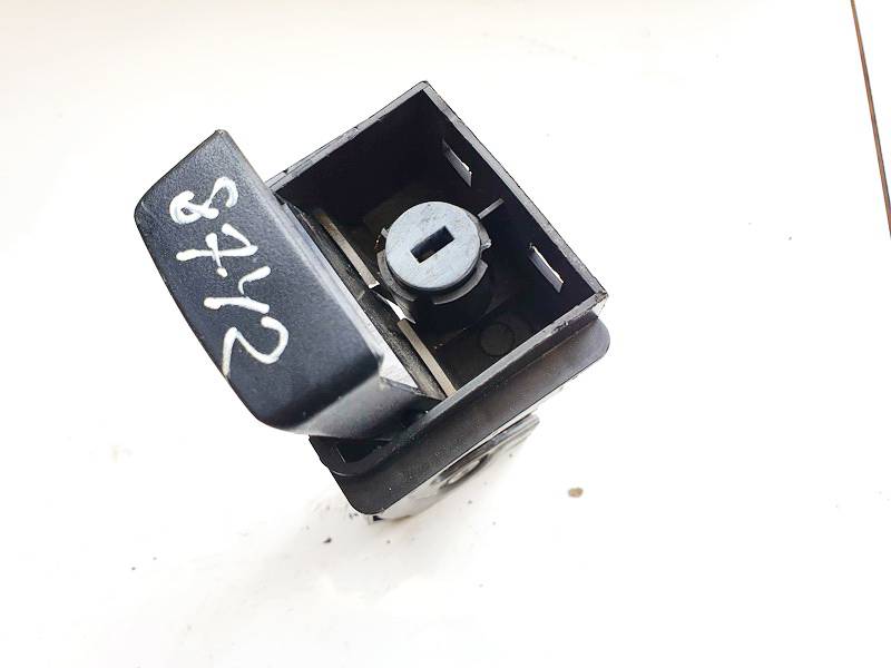 3B0885737 Volkswagen Passat 2001 Seat Lock Latch assembly - Thumbnail 3