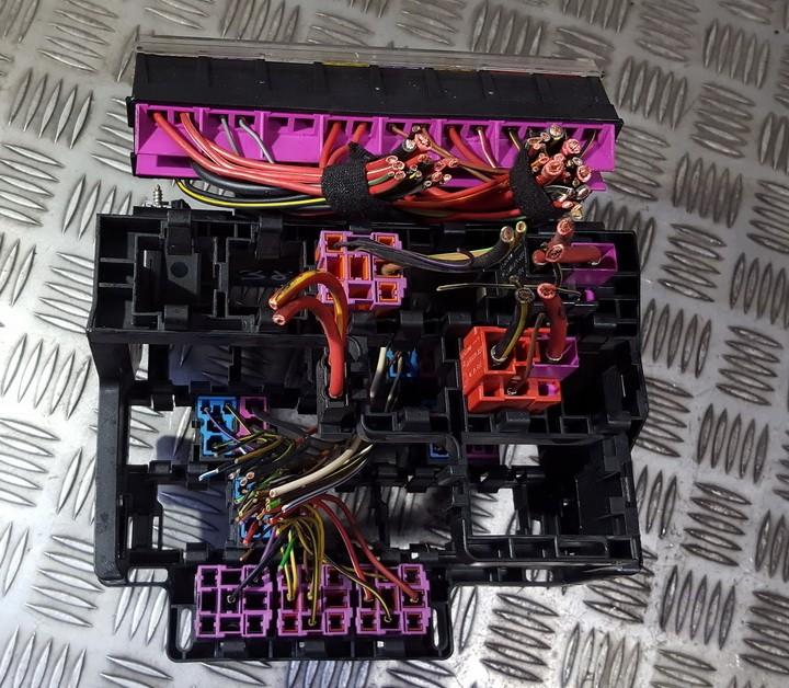7M4937499 Seat Alhambra 2002 Fuse box