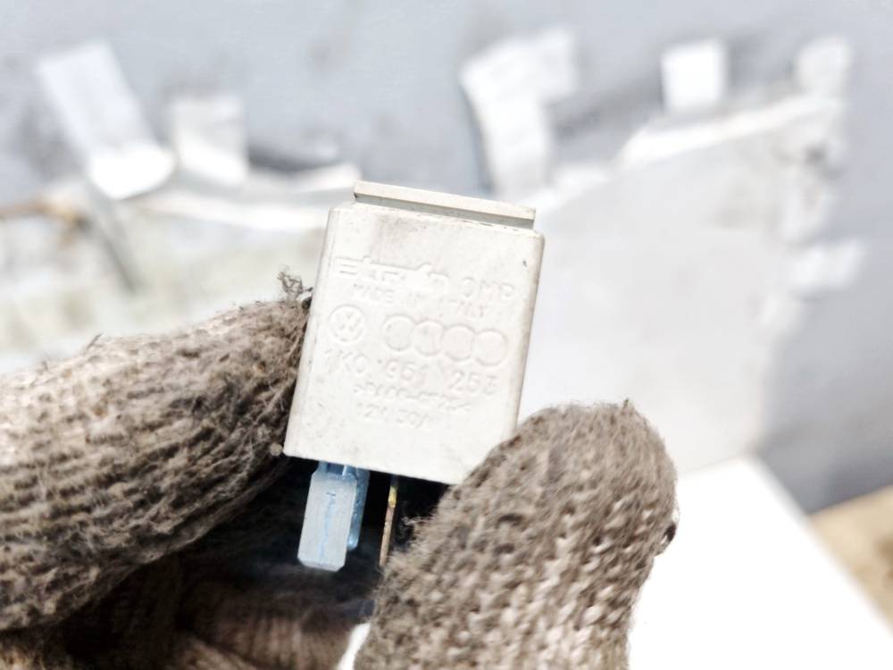 1K0951253 Volkswagen Touran 2005 Relay module - Thumbnail 4