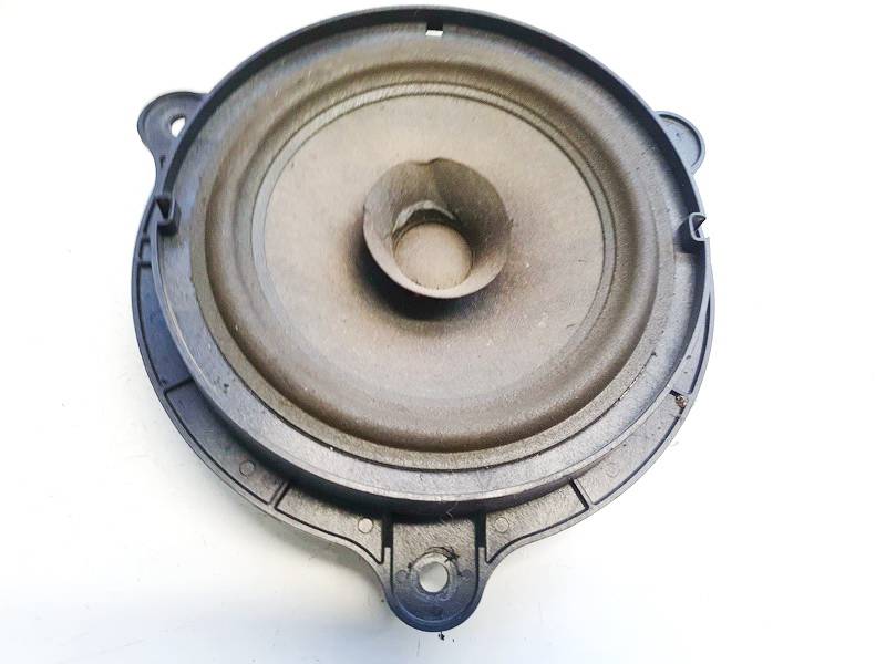 28156AV700 Nissan Qashqai 2007 Speaker (audio)