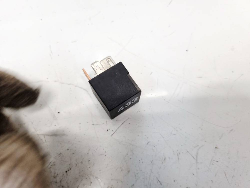 3D0951253A Volkswagen Touran 2005 Relay module - Thumbnail 2