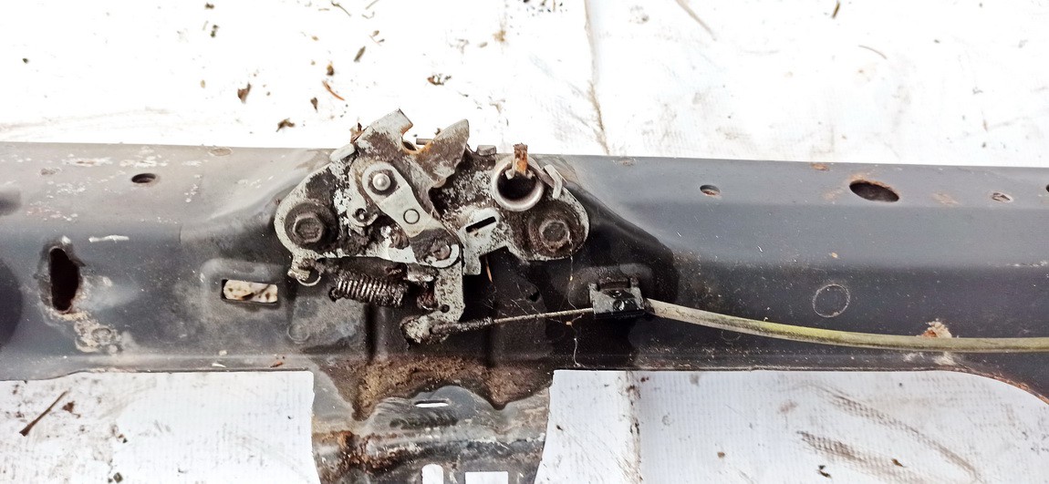 Peugeot 306 1994 Kapoto spyna