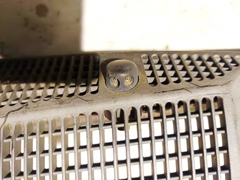 Opel Astra 2004 Priekšējā stikla mazgāšanas sprausla - Thumbnail 2