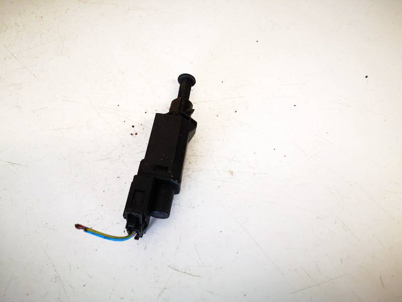1H0927189D Volkswagen Bora 1999 Brake Light Switch (sensor) - Switch (Pedal Contact) - Thumbnail 2