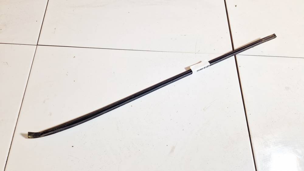 3C0854328A Volkswagen Passat 2006 Glass trim tape - FRONT - Thumbnail 2