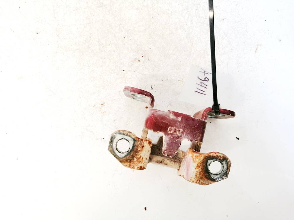 Suzuki Grand Vitara 2007 Zawias przednich drzwi - PRZEDNIE