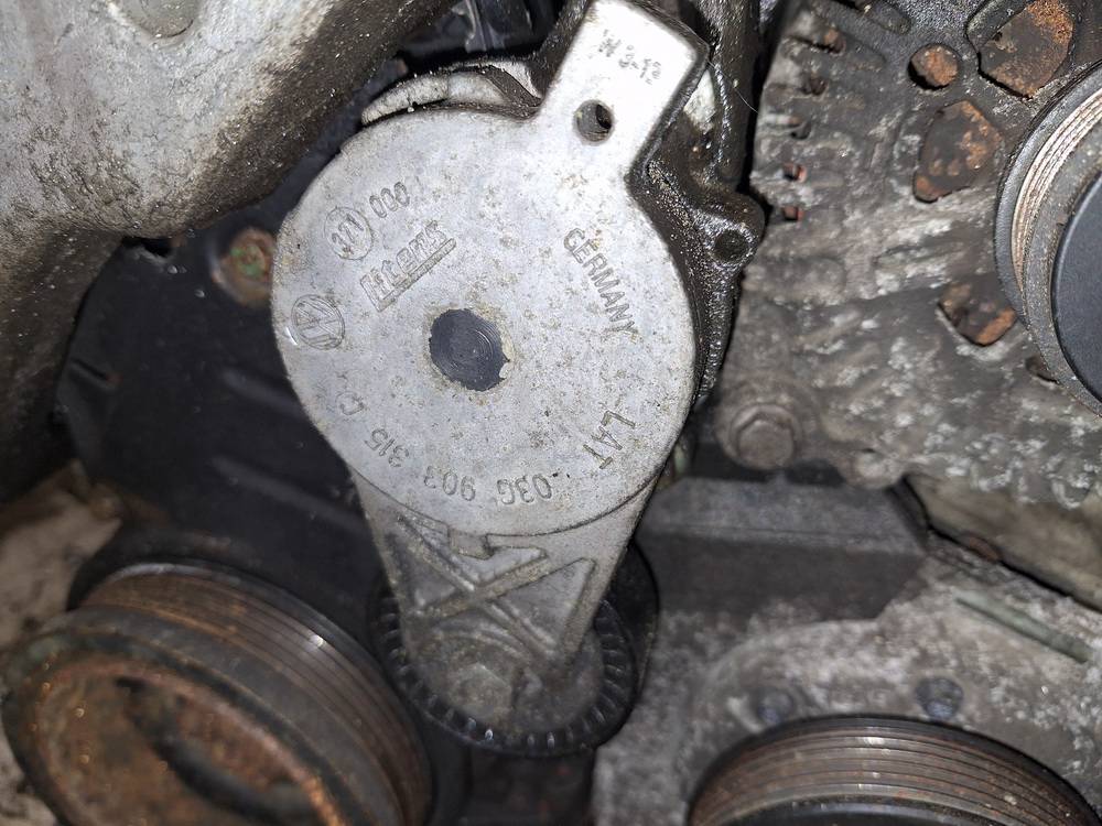 03G903315 Volkswagen Passat 2006 Spannrolle Zahnriemen Steuerriemen (Riemenspanner) - Thumbnail 3