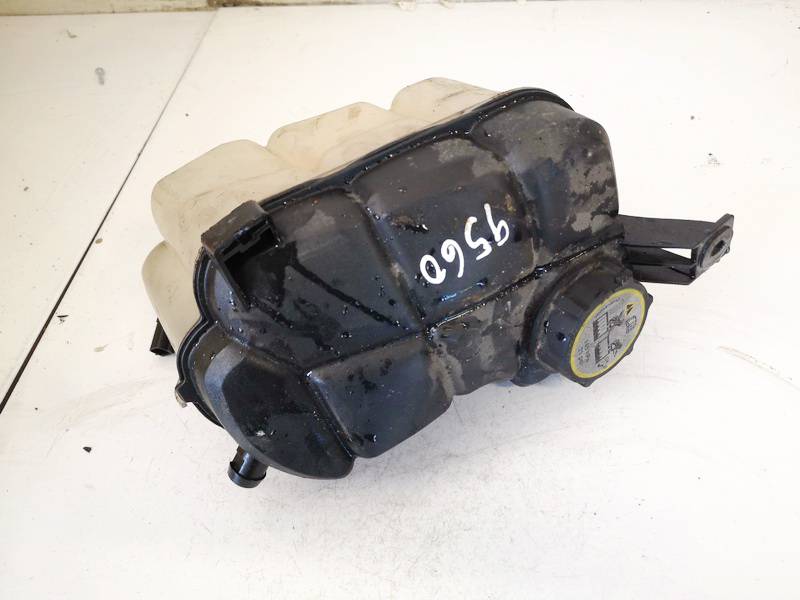 6G918K218 Volvo S80 2008 Expansion Tank coolant (RADIATOR EXPANSION TANK BOTTLE )