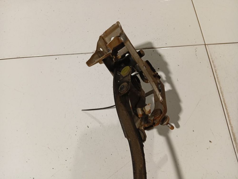 Mazda Premacy 2001 Bremžu pedālis - Thumbnail 3