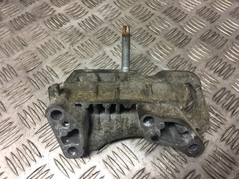 3M516030AE Ford Focus 2011 Engine Mount Bracket and Gearbox Mount Bracket