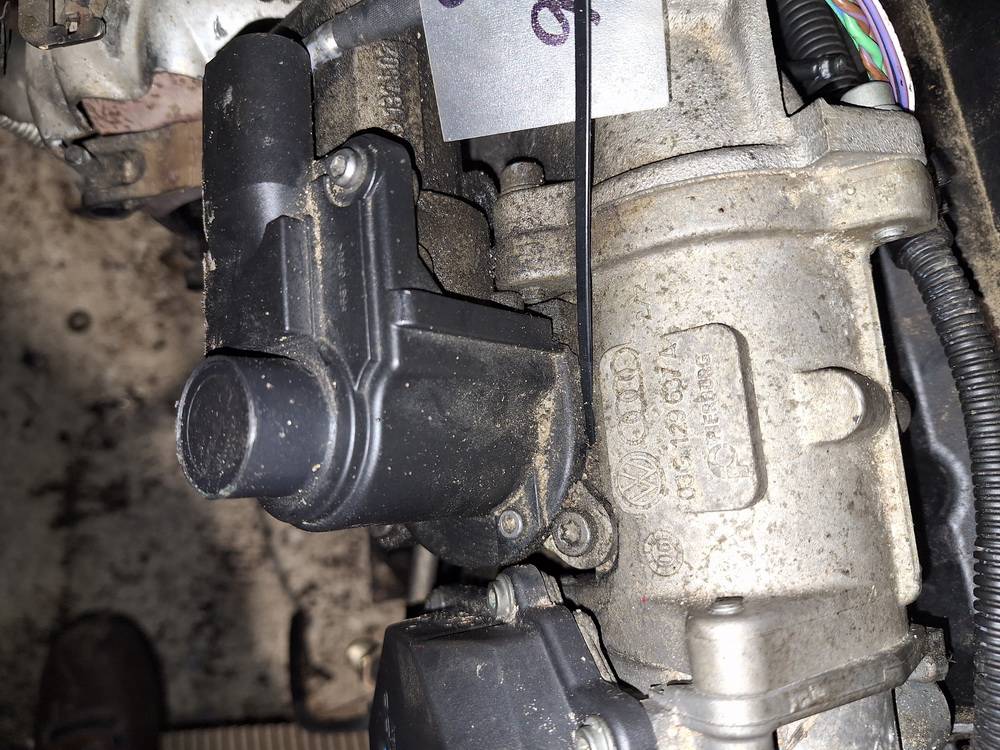 03G129637A Volkswagen Passat 2006 EGR-venttiili - Thumbnail 3