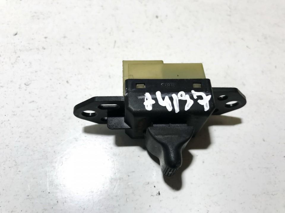 04685727AA Chrysler Voyager 2001 Power window control (Window Regulator-Window Switch)