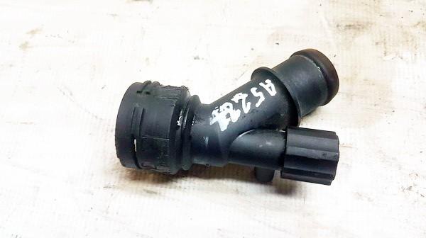 1J0121619A Audi A3 1996 Kołnierz układu chłodzenia (pokrywa obudowy termostatu układu chłodzenia silnika)