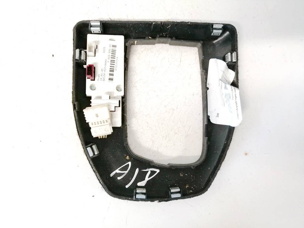 8225705989605 BMW 5-Series 2006 Innenausstattung - Thumbnail 2