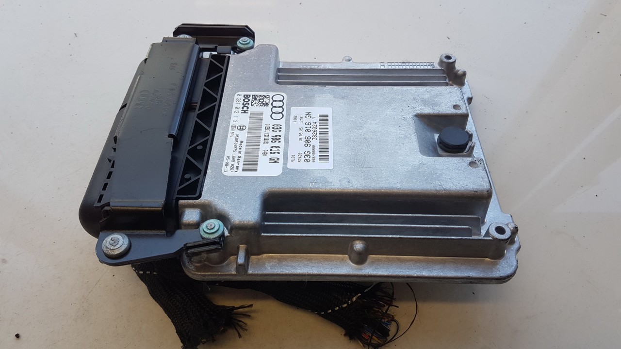 03G906016GN Audi A4 2005 CALCULATEUR MOTEUR