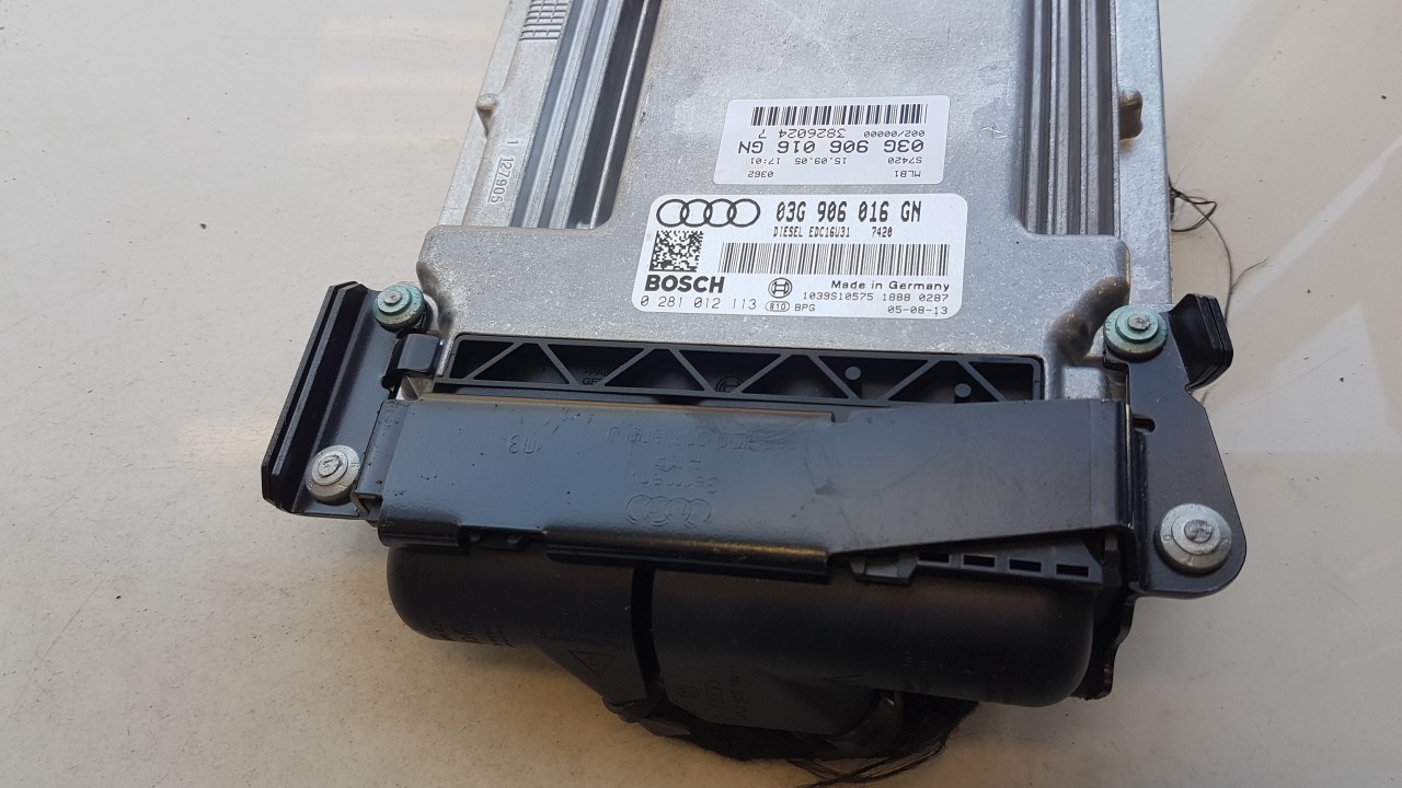 03G906016GN Audi A4 2005 CALCULATEUR MOTEUR - Thumbnail 2