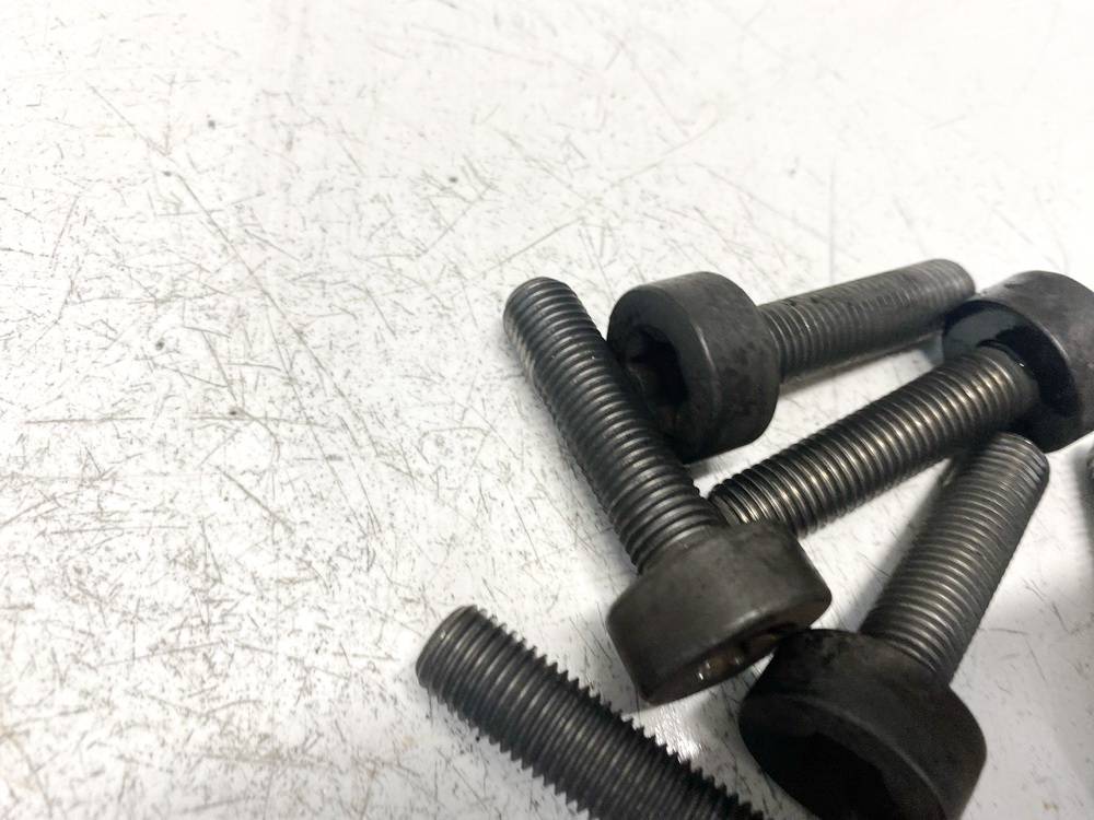 BMW 1-Series 2006 Болт маховика - Thumbnail 3