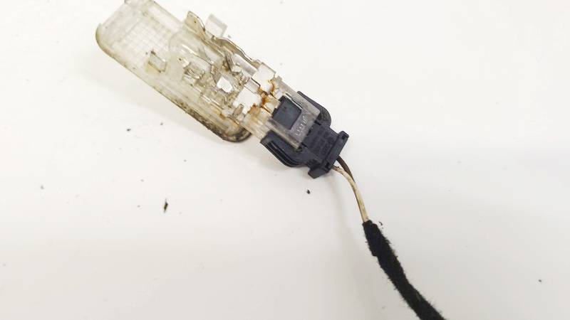 4B0947415 Audi A4 2011 Sisätilan lamppu - Thumbnail 3