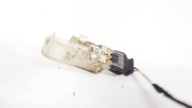 4B0947415 Audi A4 2011 Sisätilan lamppu - Thumbnail 2