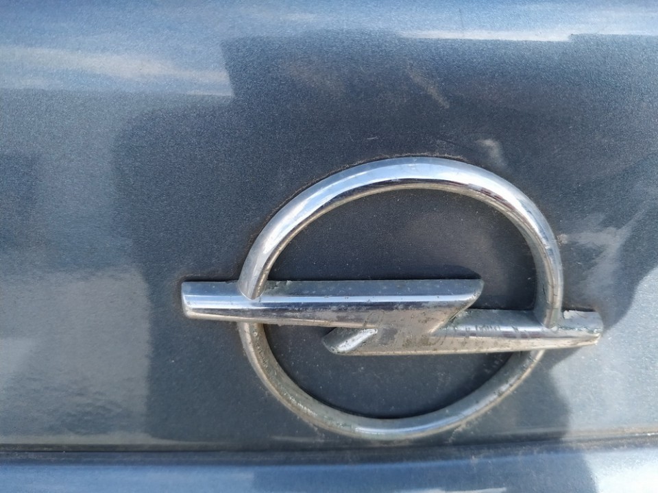 Opel Vectra 1998 Emblem - REAR