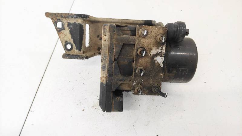 1J0614117D Volkswagen Golf 1999 ABS Unit (ABS Brake Pump)