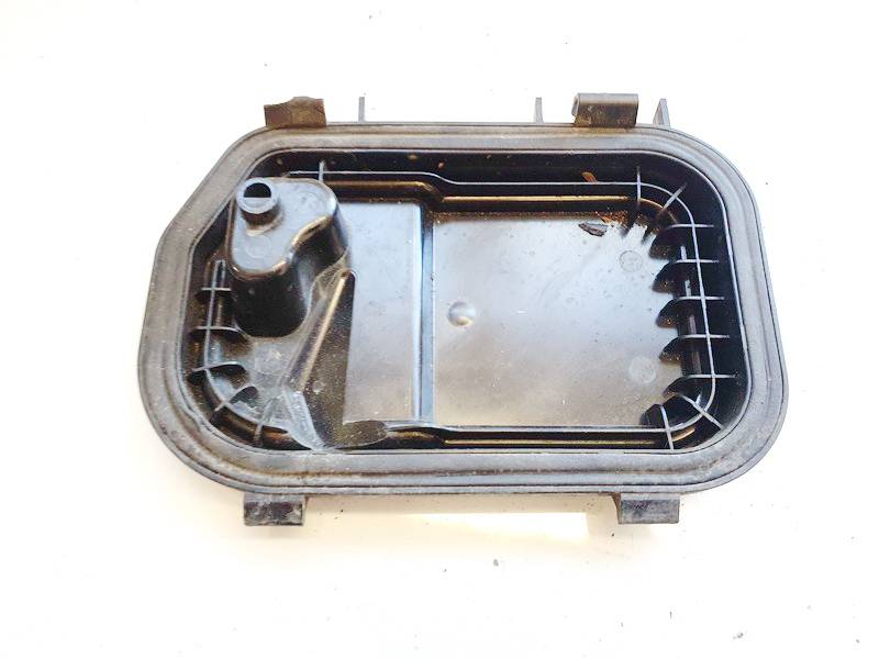 16016300L Audi A6 2005 Headlight bulb dust cover cap - FRONT - Thumbnail 2