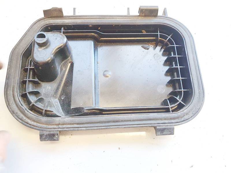 16016300L Audi A6 2005 Headlight bulb dust cover cap - FRONT