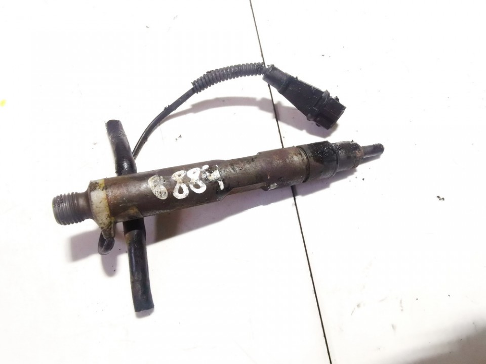 038130202B Seat Leon 2002 Fuel Injector