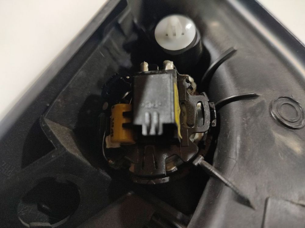 D1P2C01834 Ford Focus 2008 Speaker (audio)