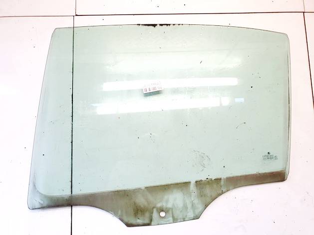 DOT24M68AS2 Skoda Octavia 2008 Боковое окно - задний левый