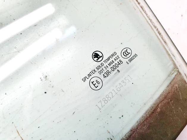 DOT24M68AS2 Skoda Octavia 2008 Durvju stikls - AIZMUGURE PA KREISI - Thumbnail 3