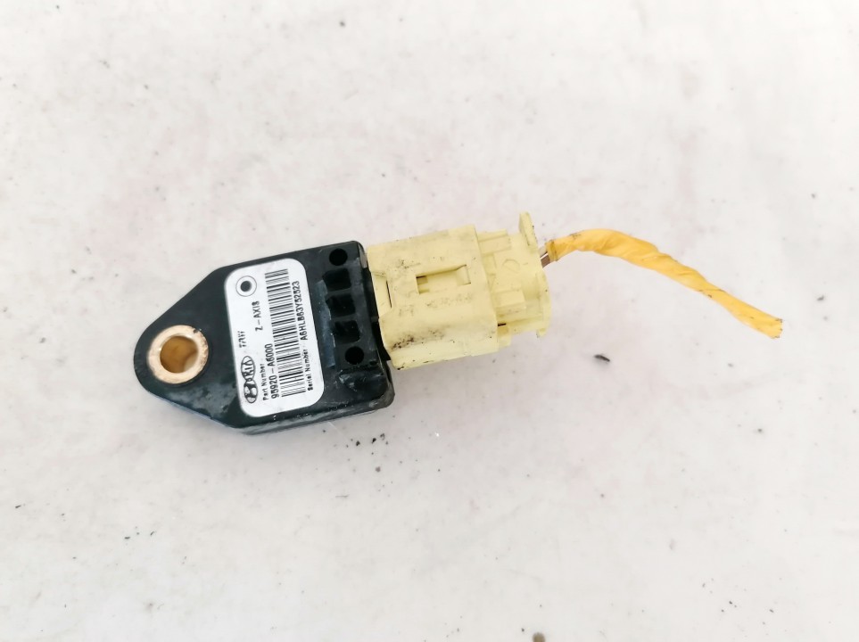 95920A6000 Hyundai i30 2013 Srs Airbag crash sensor