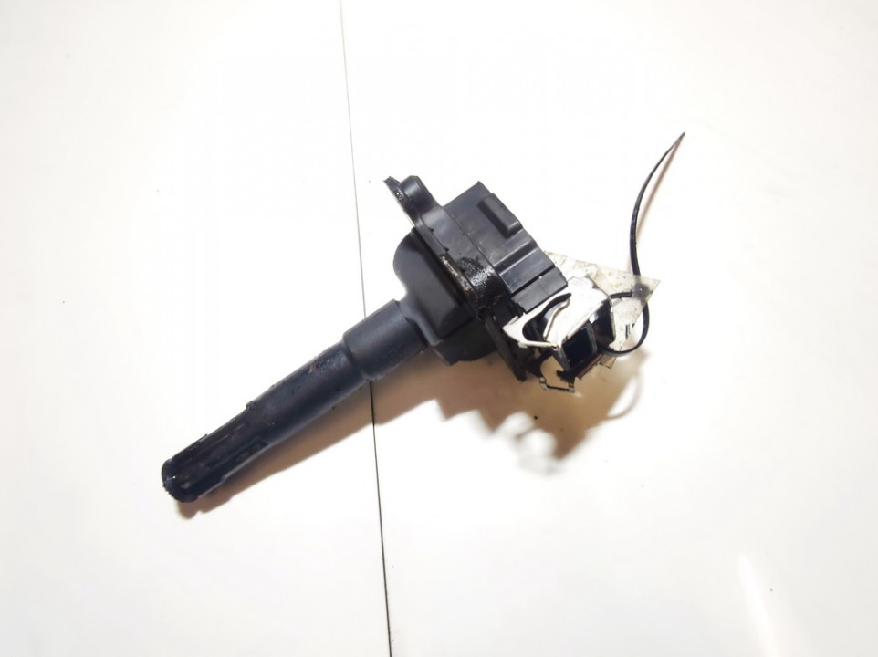 058905105 Volkswagen Passat 1996 Ignition Coil