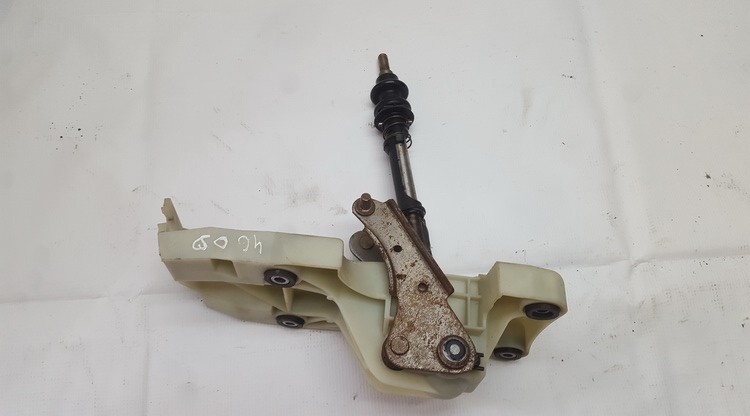 Ford Focus 2002 Begiu perjungimo kulisa mechanine