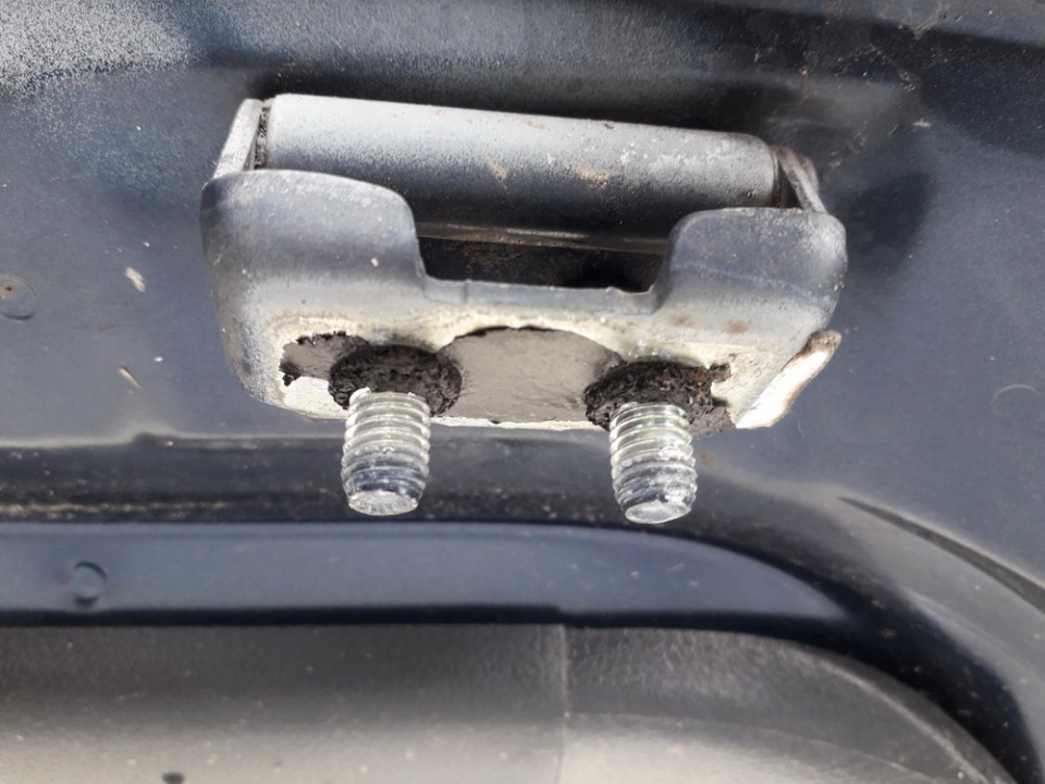 Mazda 323F 1998 Galinio Dangcio vyris G.K. (kapoto) - Thumbnail 3