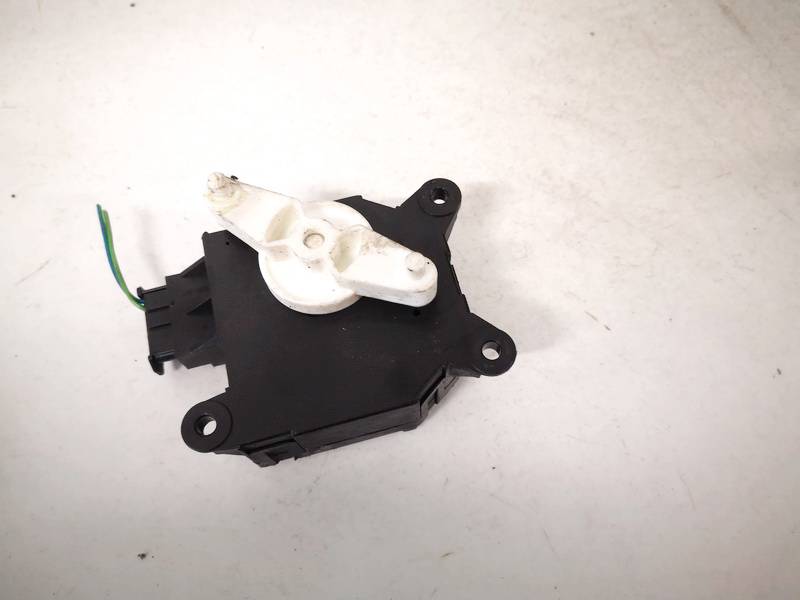 1000024010 Opel Vectra 2004 Actionneur moteur volet ventilateur chauffage - Thumbnail 3