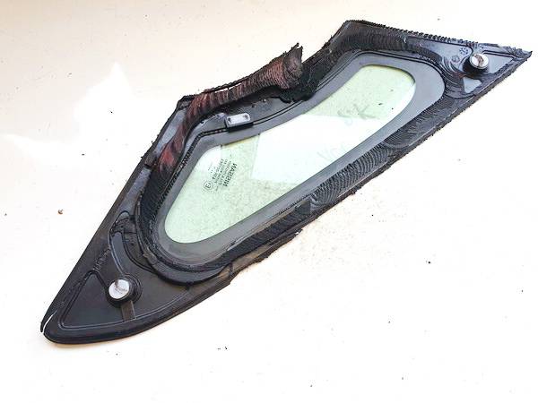 DOT682M3232AS2 Nissan Leaf 2016 Corner quarter window glass - FRONT LEFT - Thumbnail 3