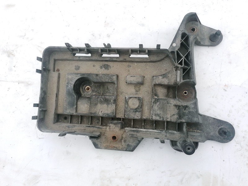 1K0915333B Volkswagen Touran 2005 Akun kotelo