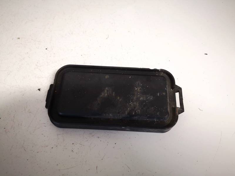 96359600 Volkswagen Bora 2003 Headlight bulb dust cover cap - FRONT - Thumbnail 2