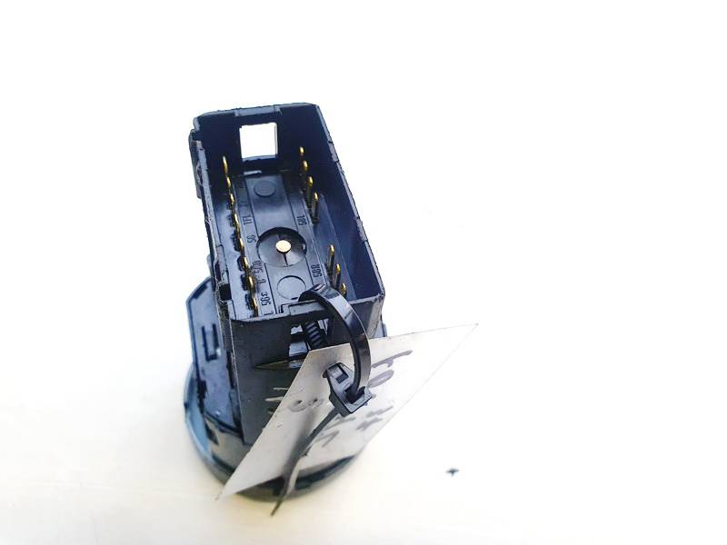 109928 Volkswagen Passat 2001 Jungiklis sviesu ijungimo - Thumbnail 3