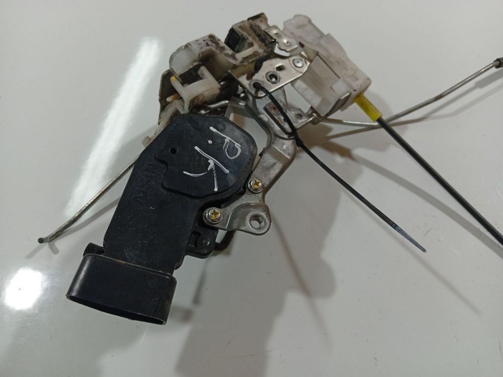 Toyota Aygo 2007 Zamek drzwi - PRZEDNIE LEWE - Thumbnail 4