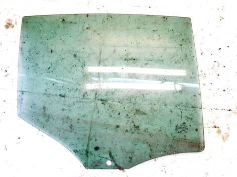 AS3M5532DOT682 BMW 1-Series 2007 Duru stiklas G.D.