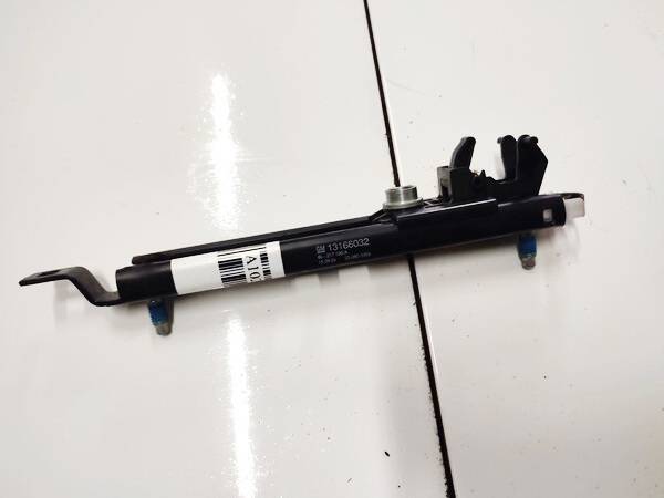 13166032 Opel Astra 2005 Seat belt adjustment rail - FRONT LEFT