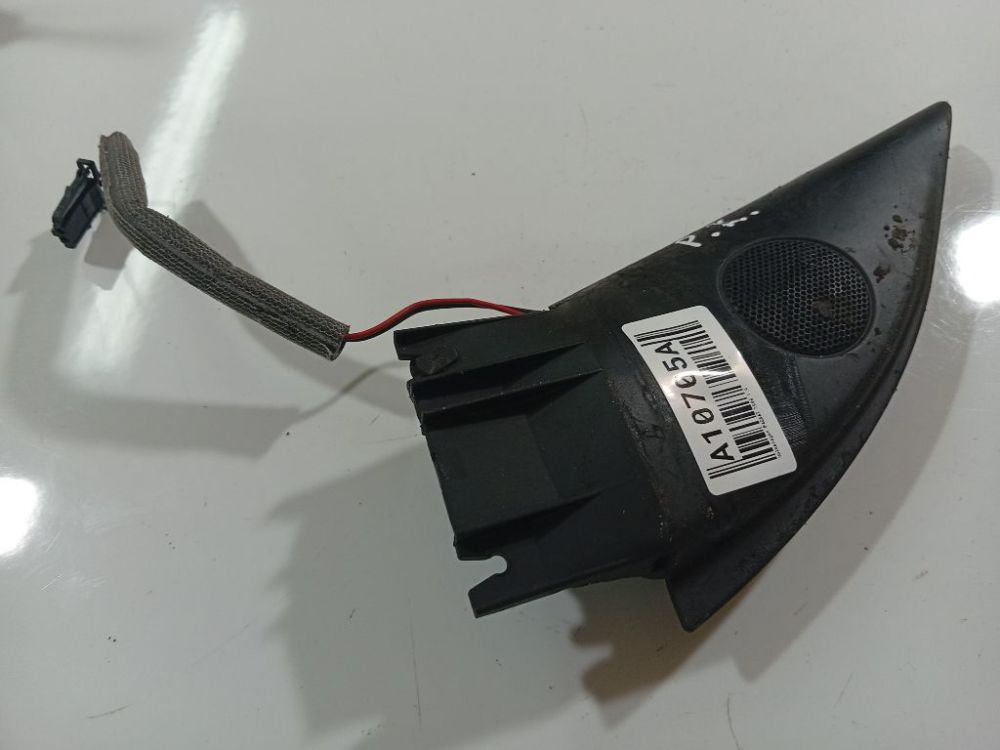 3B0035411B Volkswagen Passat 1999 Speaker (audio)