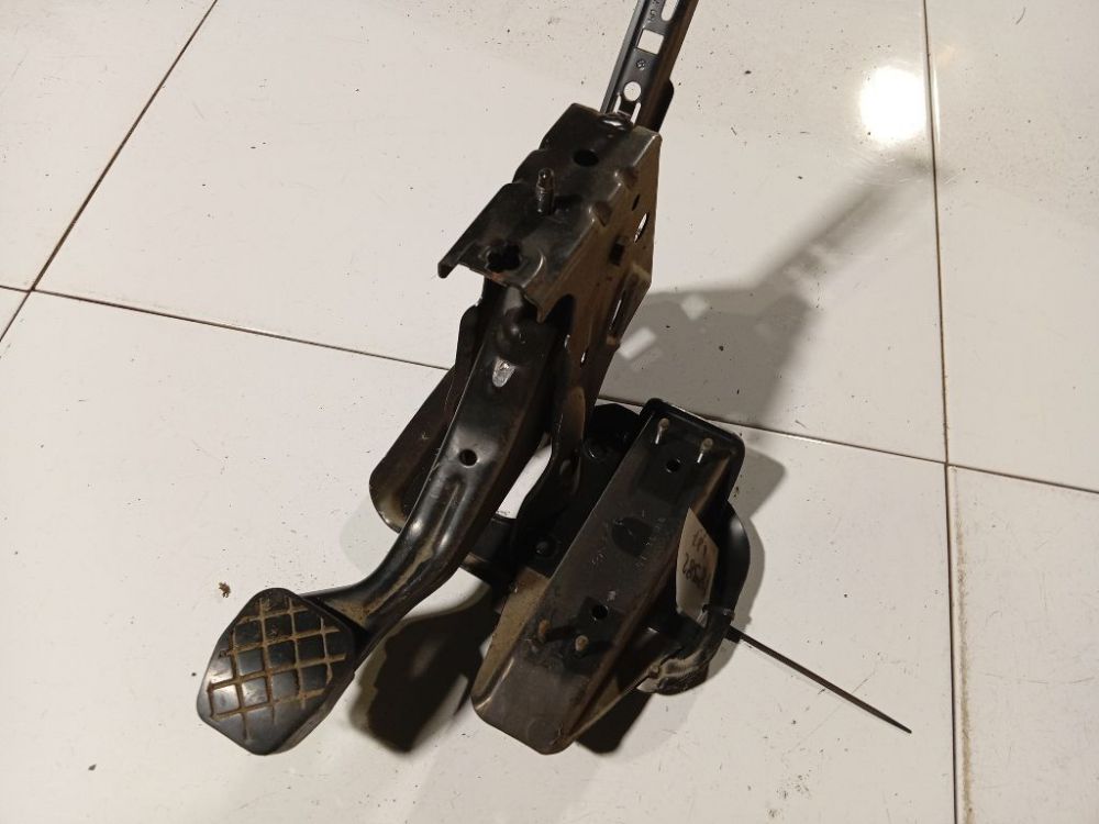 Audi A3 2000 Pedal work, Brake pedal, Pedal bracket, Clutch pedal - Thumbnail 3