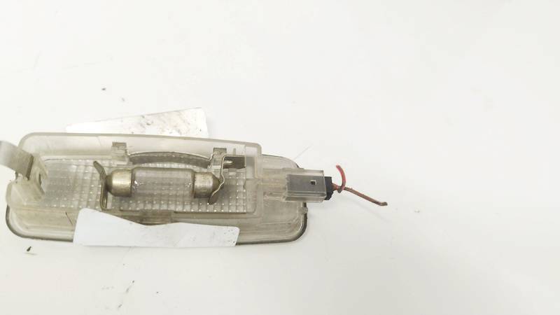 8L0947105A Audi A6 2002 Salono lemputė - Thumbnail 3