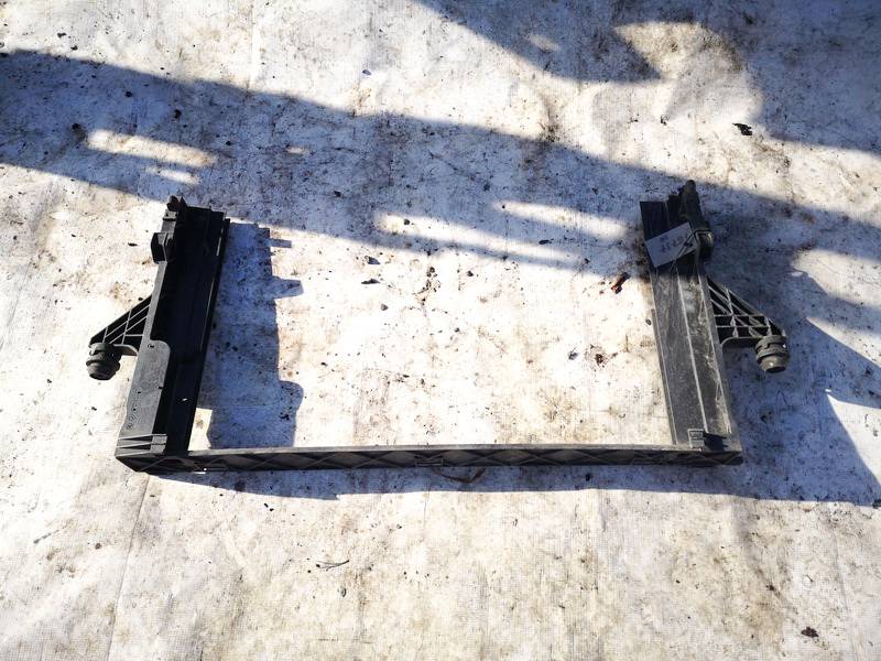 4N518N065AE Volvo V50 2004 Of Fan Housing