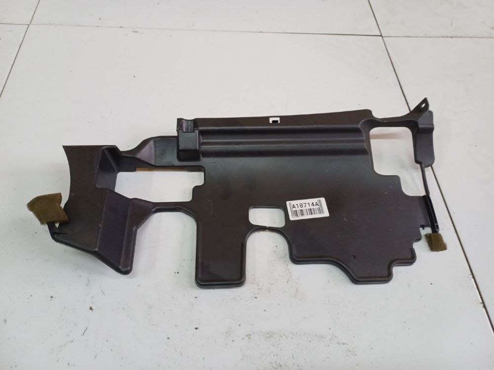 5560605030C Toyota Avensis 2005 Sisätilan koristelu (muovit)