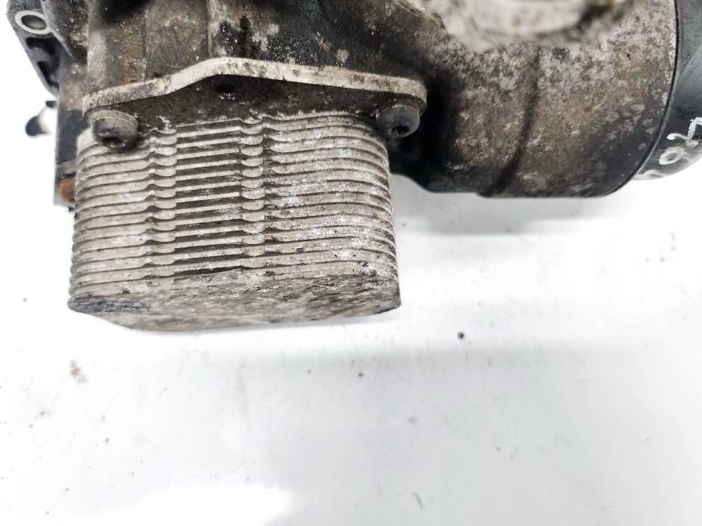 Mazda 3 2004 ENFRIADOR ACEITE MOTOR, Radiador del aceite del motor